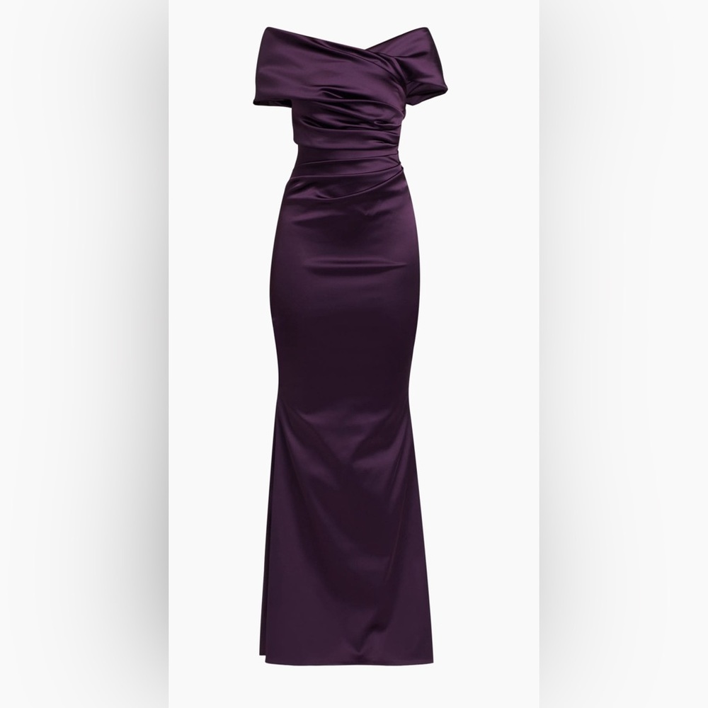 Talbot Runhof Satin Duchesse Off-the-Shoulder Body-Con Gown